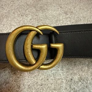 Gucci Black Leather Belt with Gold Double G Buckle